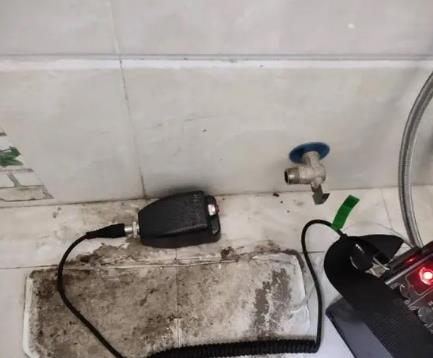 汉寿屋顶漏水维修公司分享下卫生间漏水的危害及解决方法